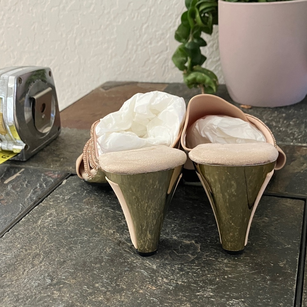 Onex Style Havana Nude Glitter-Strap‎ Mid Heel Sandal Size 6 LIKE NEW - Picture 7 of 8